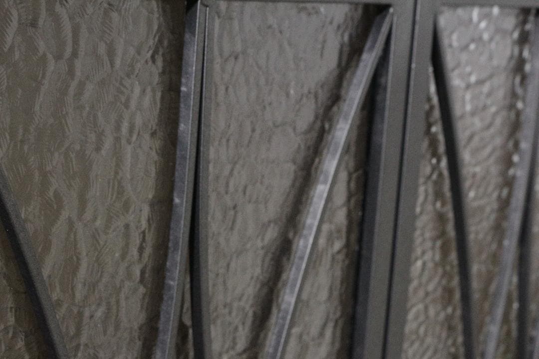 北欧風クラシック★リビングキャビネット★金属フレーム★木製★