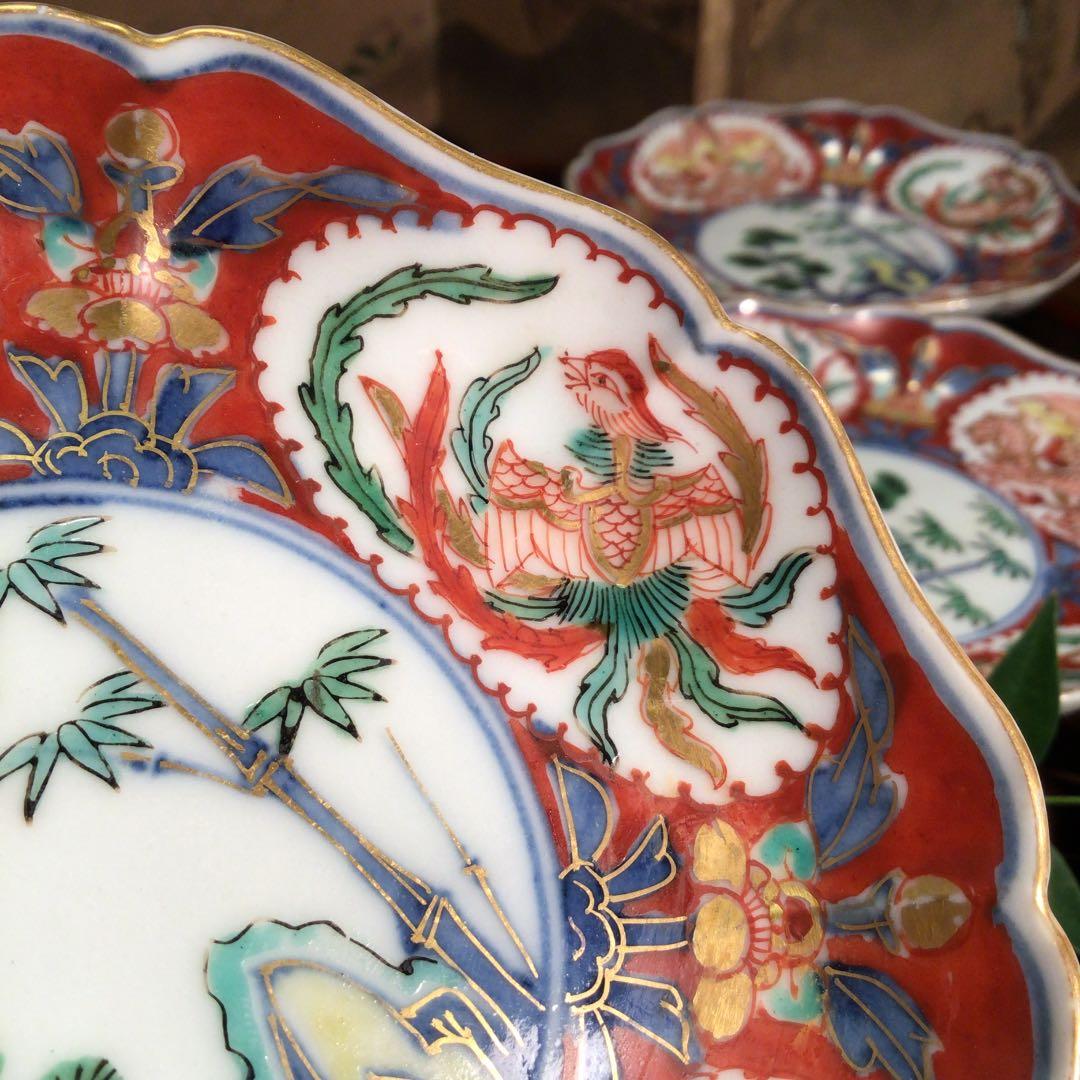 A608 古伊万里　極上赤絵　窓絵に団龍鳳凰紋様　綾花型　金縁　小皿5枚（箱付）