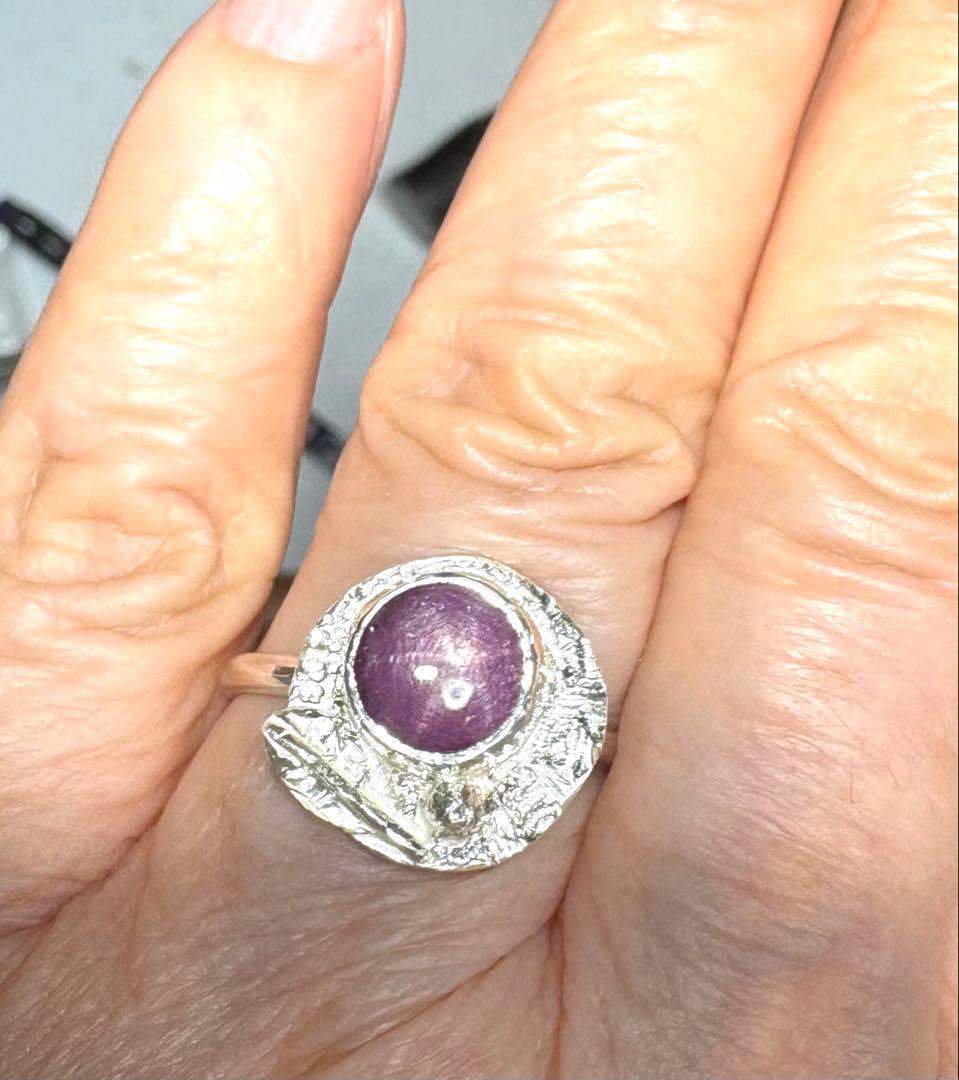 スタールビーシルバー手彫りリング