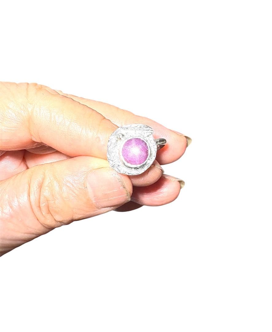 スタールビーシルバー手彫りリング