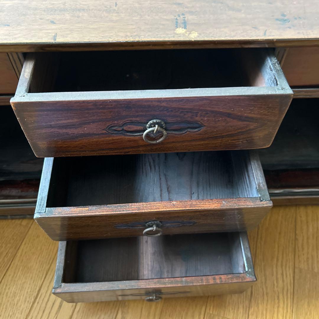 唐木飾り棚　彫刻入り木製箪笥　アンティーク　古美術　中国家具