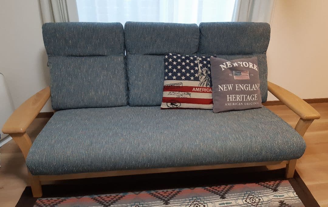 ハイチェア　3人掛けソファー