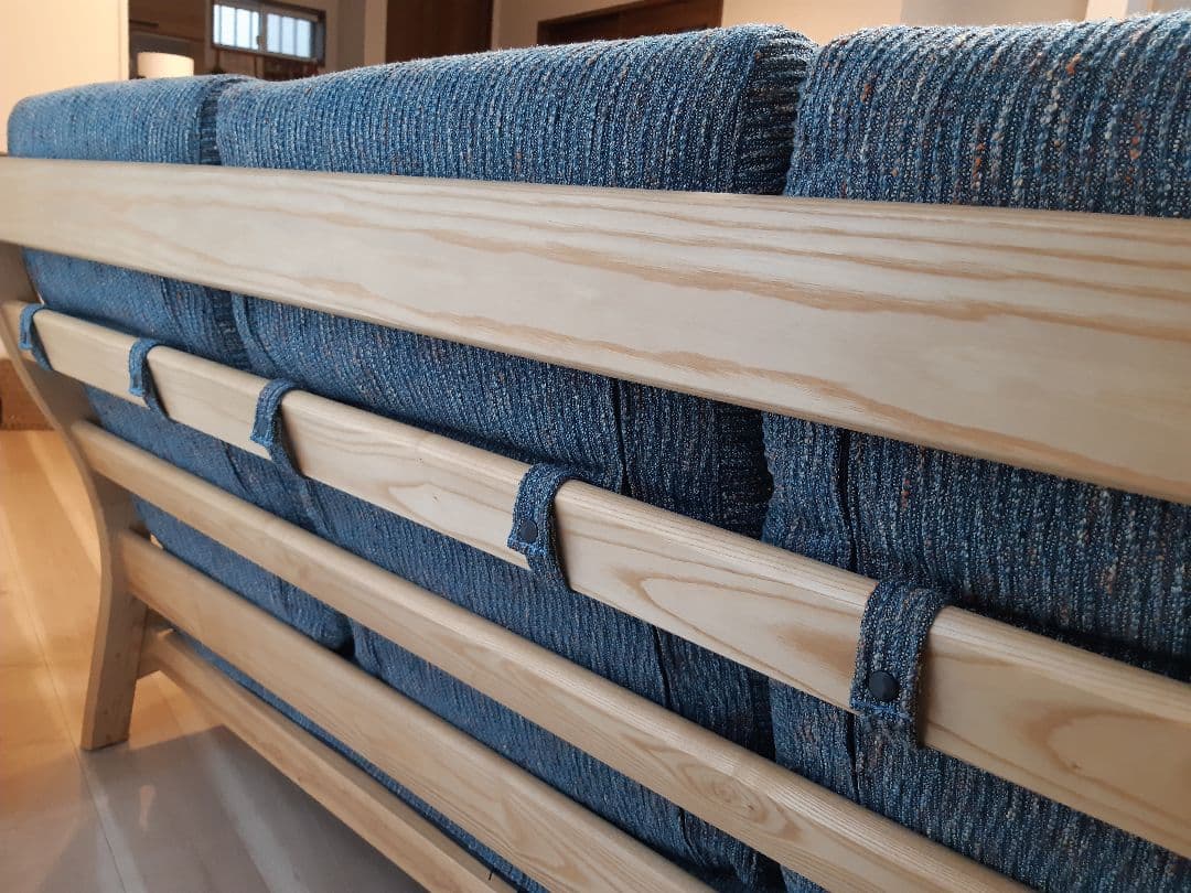 ハイチェア　3人掛けソファー