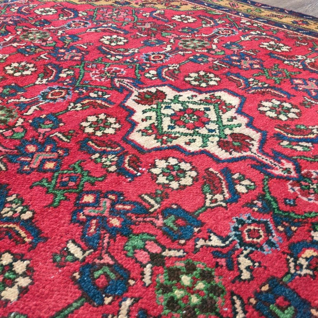 ヴィンテージラグ　ペルシャ絨毯　ハマダン　手織り絨毯　トライバルラグ