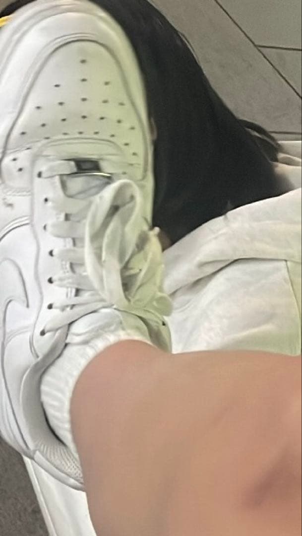 r*a様 ナイキ ホワイト スニーカー（売れなかったら取り消します）