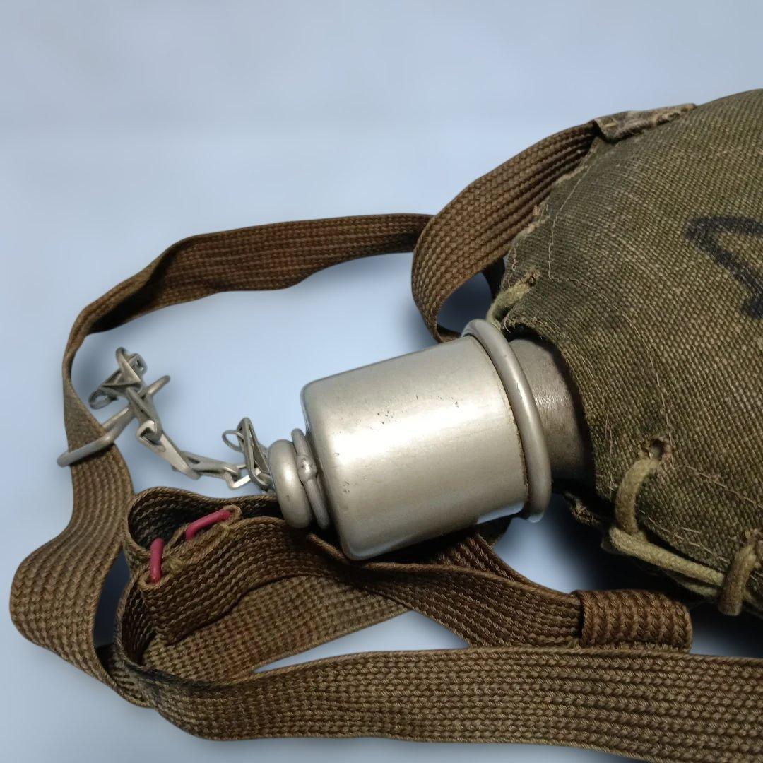 日本海軍救急嚢1型、2型と水筒セット（実物)