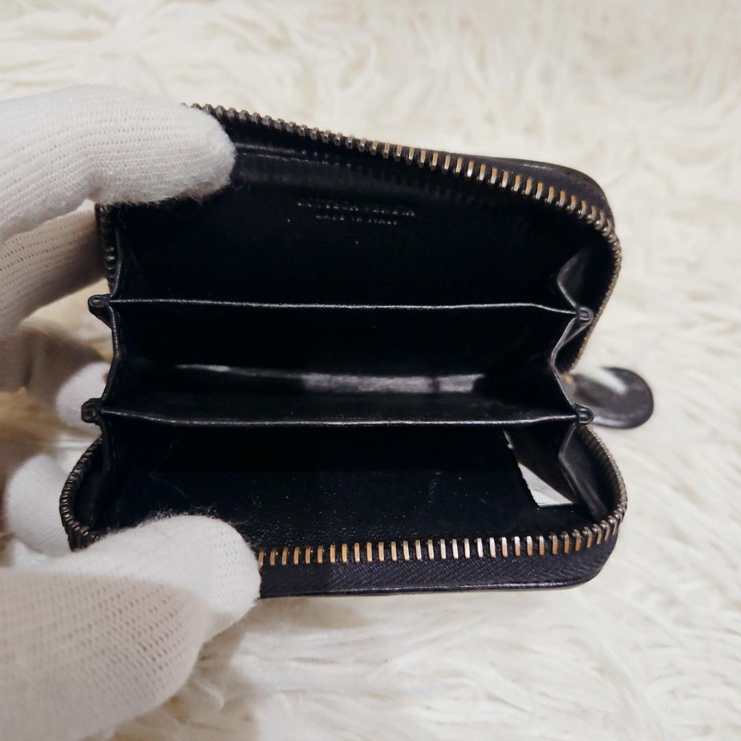 ボッテガヴェネタ ケース イントレチャート ラウンドファスナー 黒