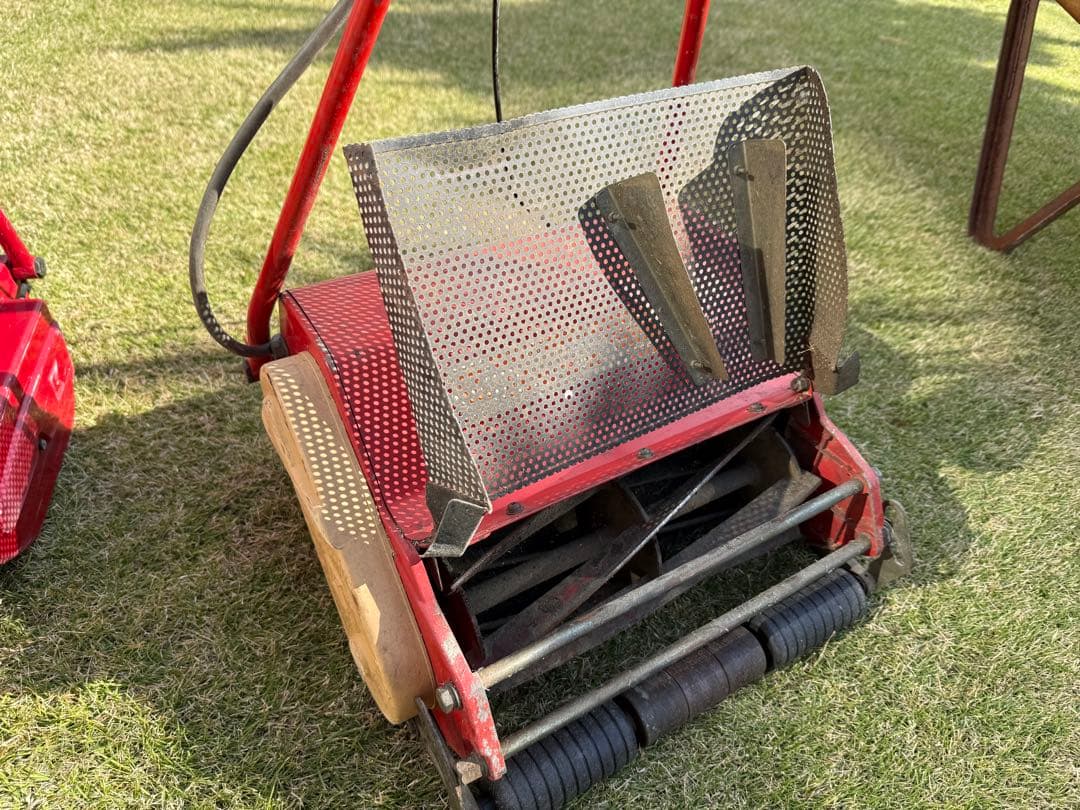 バロネス 自走式LM12MF 電動芝刈り機 前期モデル