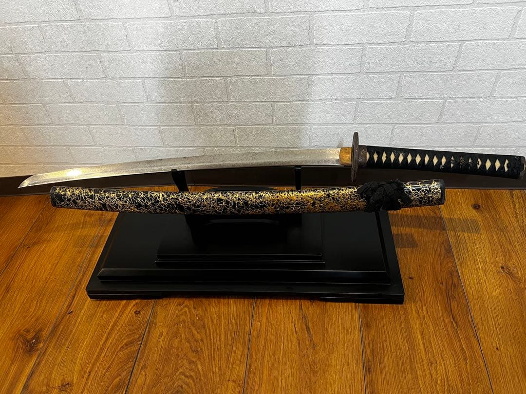 刀剣　ディスプレイスタンド　ガラスケース