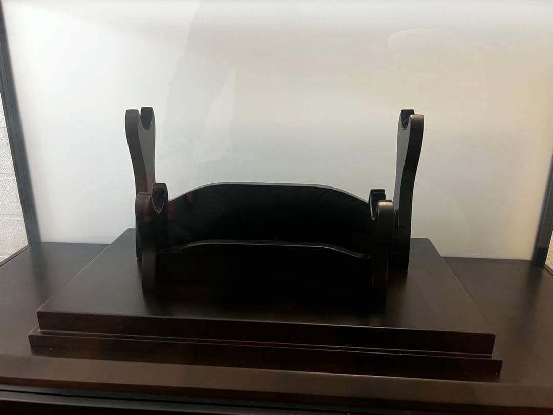 刀剣　ディスプレイスタンド　ガラスケース