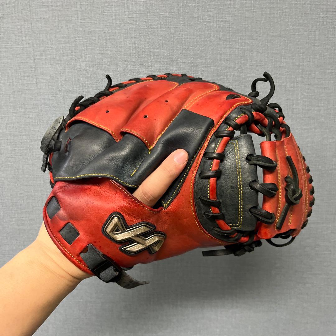 1077 ハタケヤマ 型抜群 即戦力 軟式 少年 キャッチャーミット