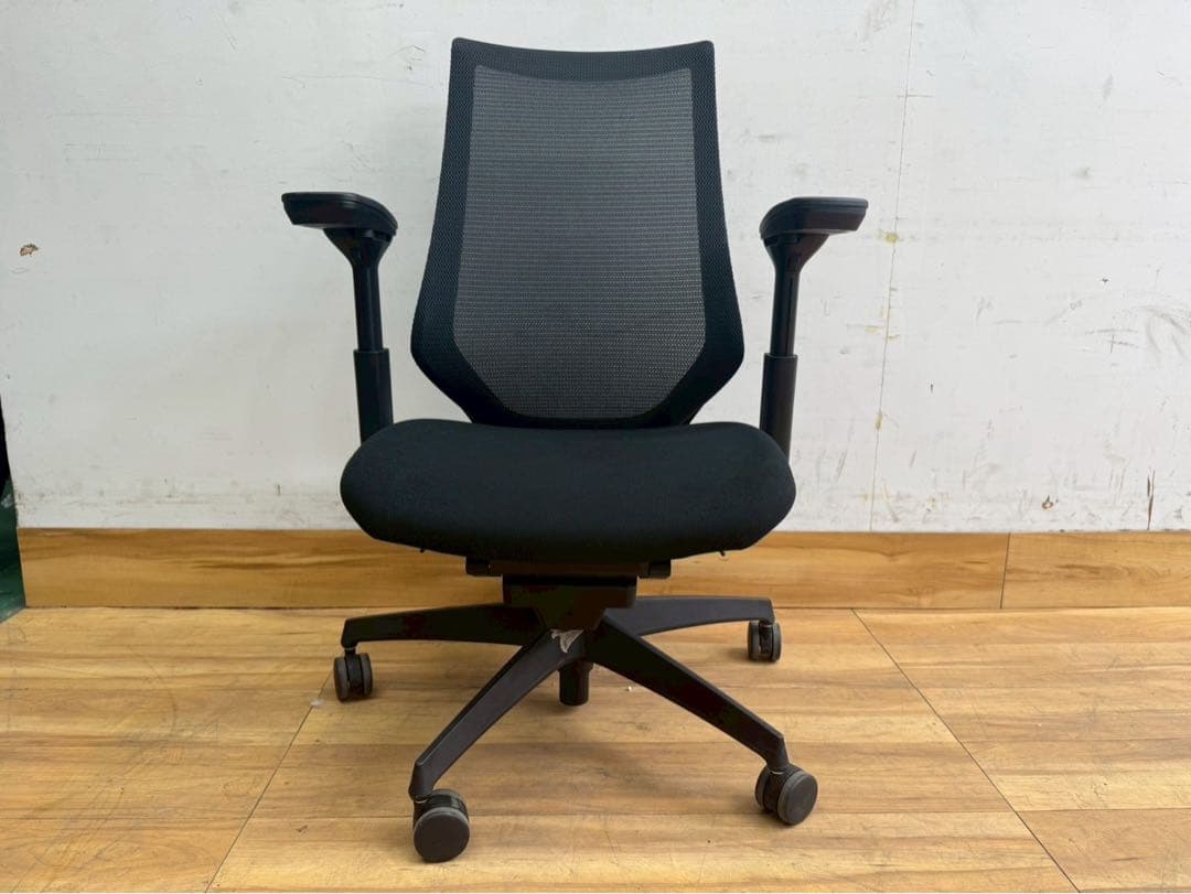 TG350①☆KOKUYO☆デュオラ☆オフィス☆メッシュ☆チェア☆肘付き☆22年