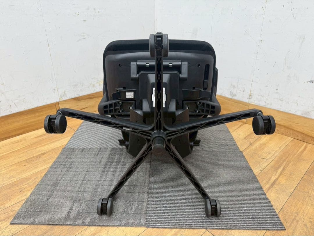 TG350①☆KOKUYO☆デュオラ☆オフィス☆メッシュ☆チェア☆肘付き☆22年