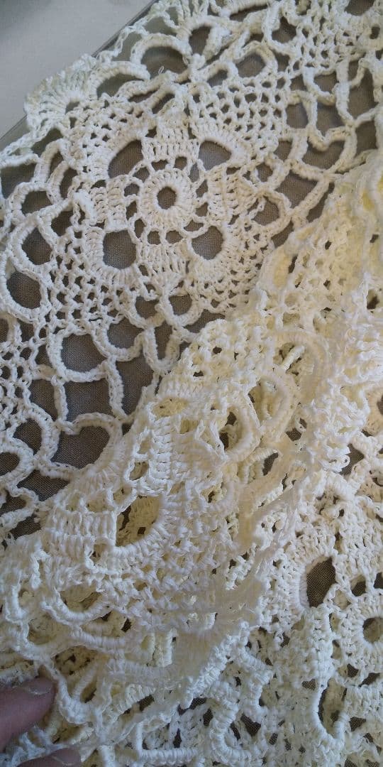 ベット　上掛け　手編み　レース