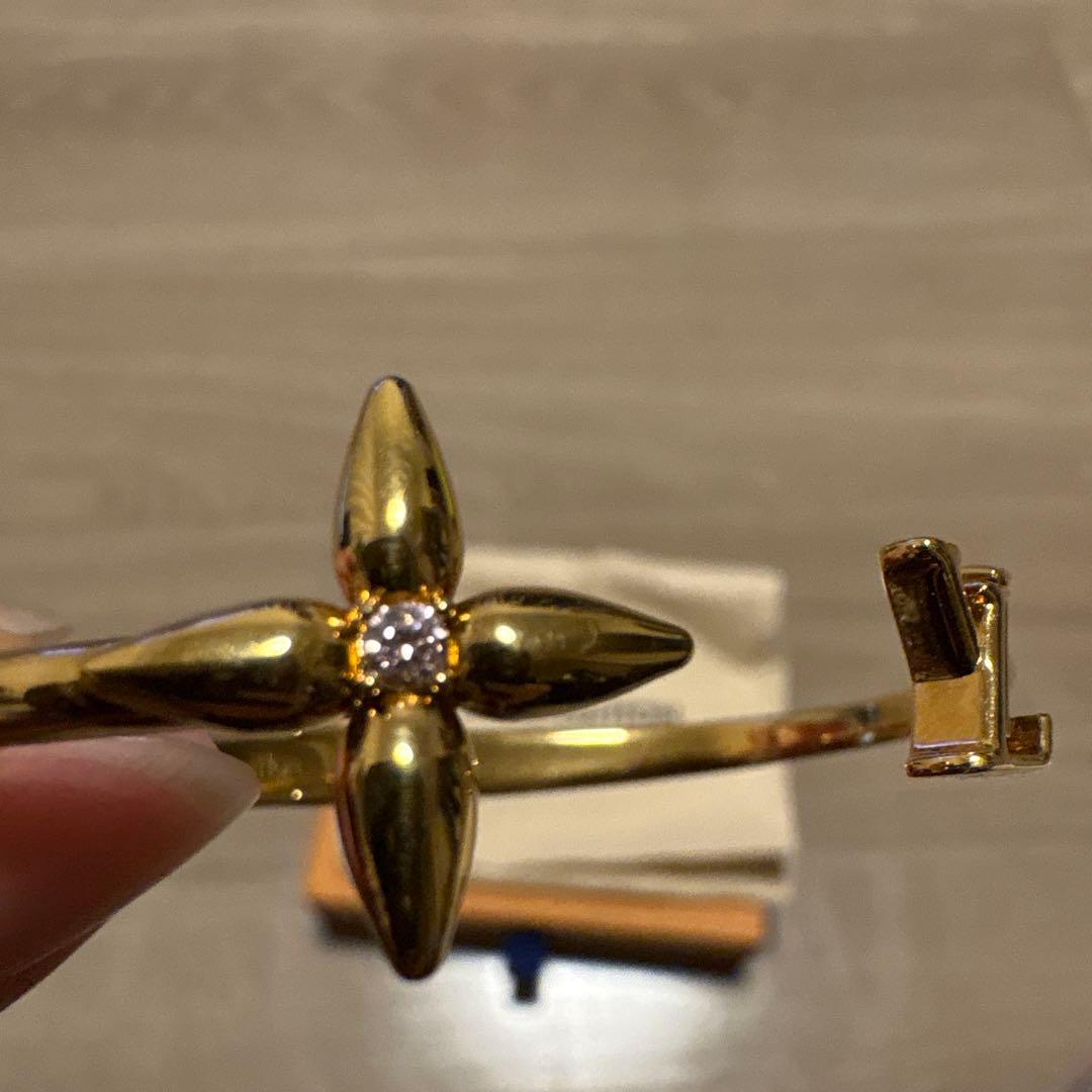 Louis Vuitton フラワーモチーフ ブレスレット