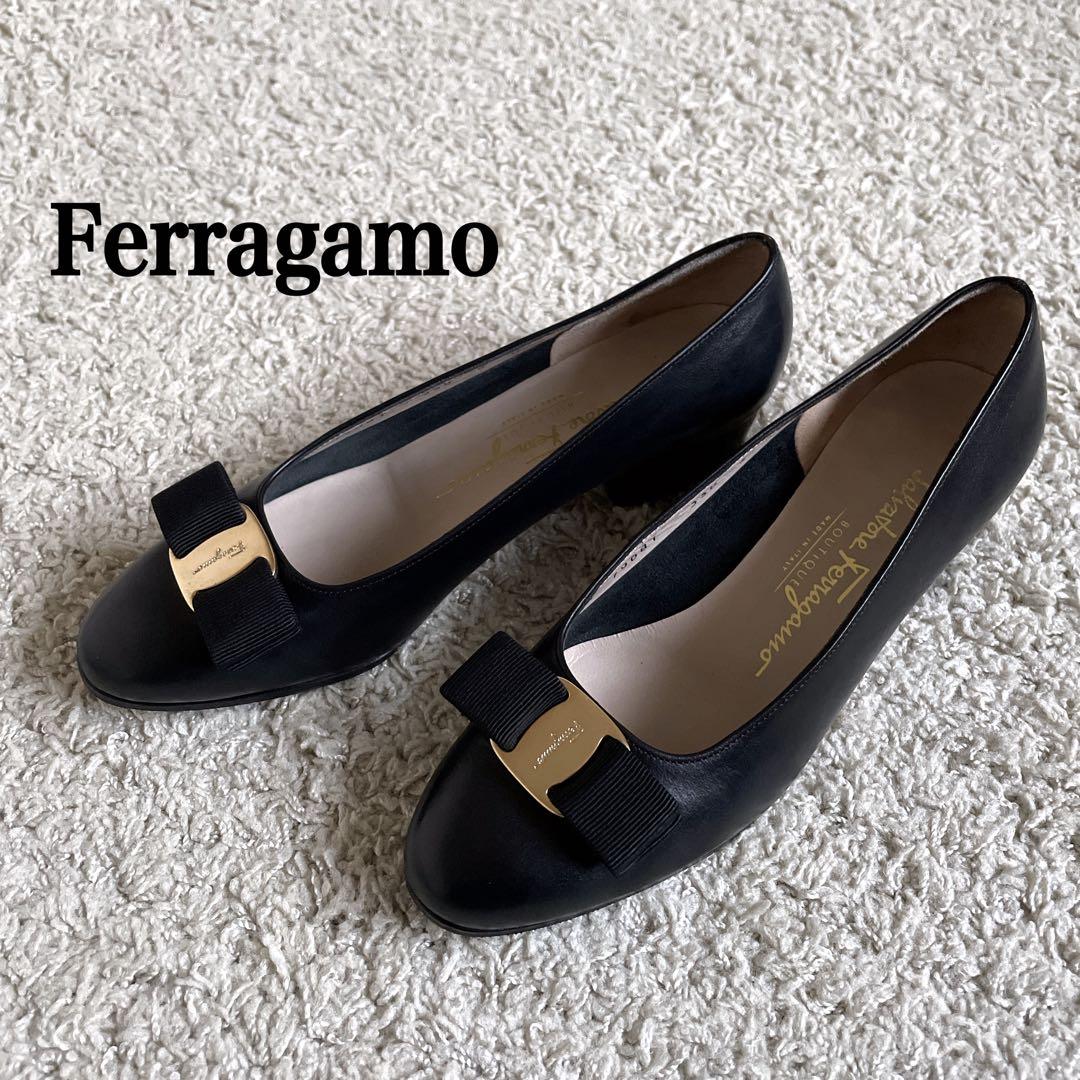 【美品】Ferragamo フェラガモ 6C黒 パンプス ヴァラ