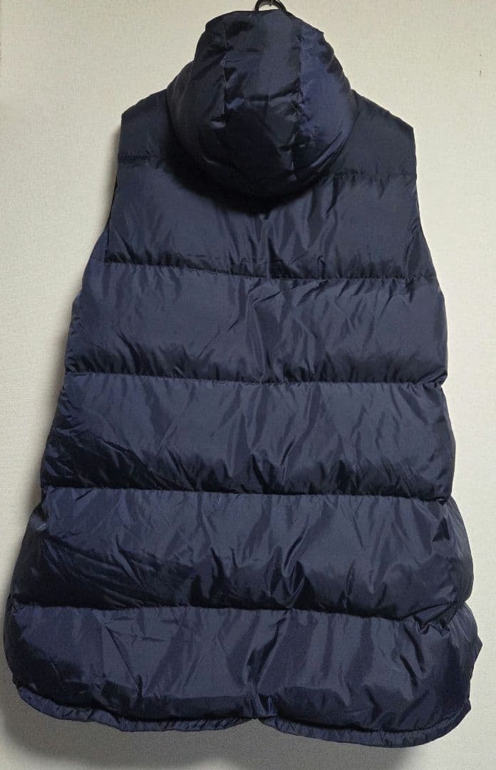 リバーシブルダウンベスト