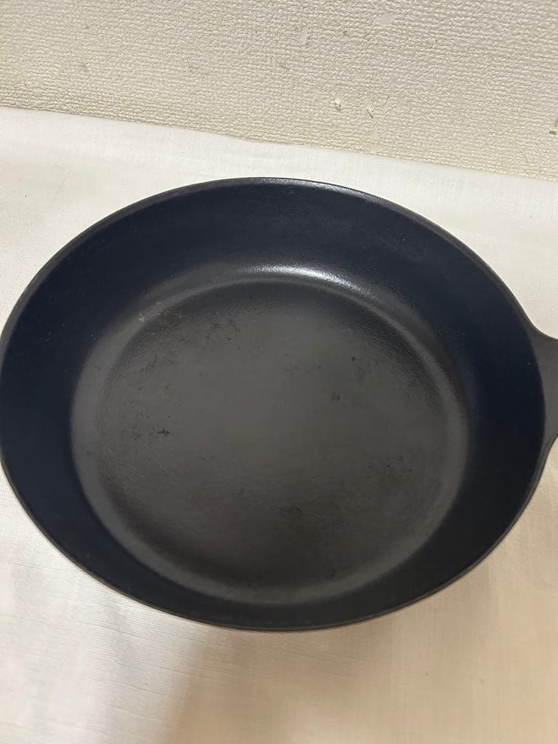 緑　バーミキュラ VERMICULAR鋳鉄製フライパン 24cm木製ハンドル