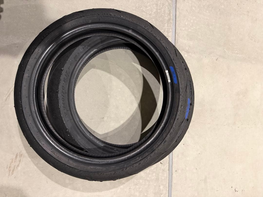 ピレリスーパーコルサ V4 ！　140/70R17 & 110/70R17