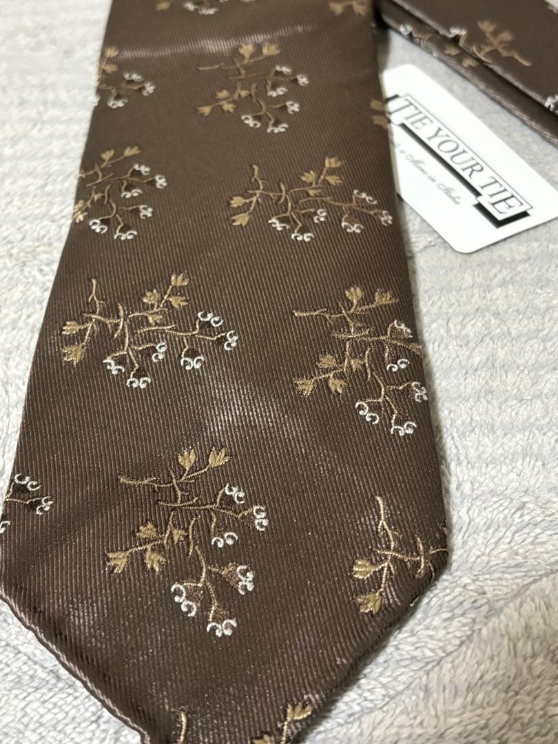 タイユアタイ　TIEYOURTIE ハンドメイド　アットヴァンヌッチ