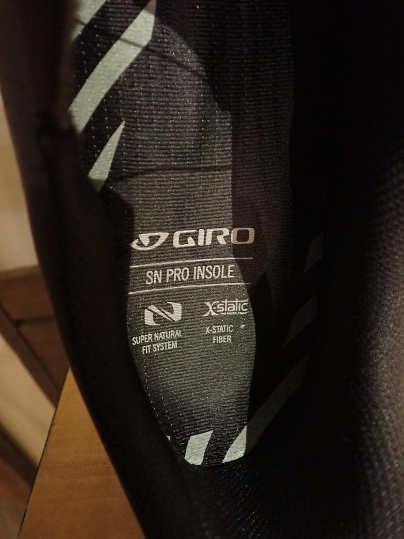 GIRO CODE TECHLACE　DARKSHADOW/BLACK　EU44