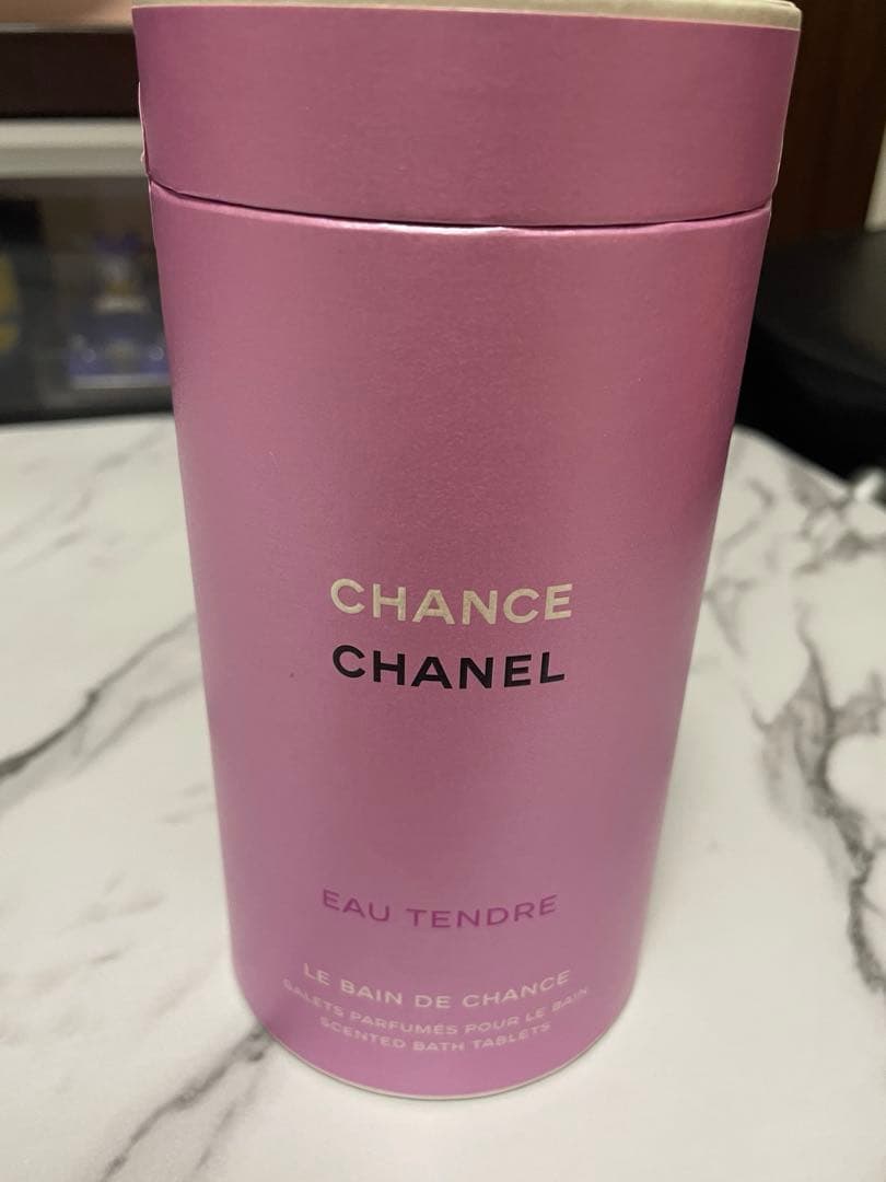 CHANEL Eau Tendre 入浴剤タブレット　新品
