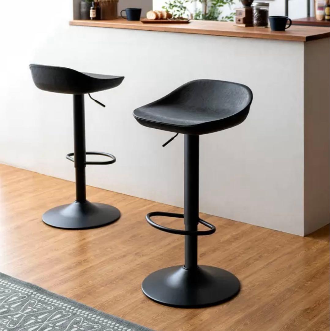 カウンターチェア　二脚セット