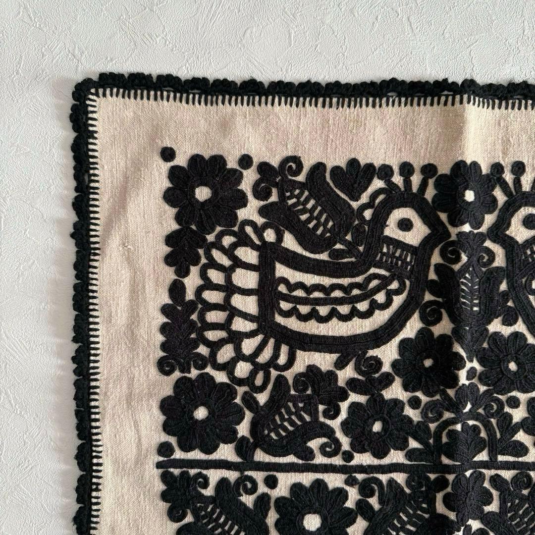 イーラーショシュ　手刺繍　鳥　植物　ピロケース