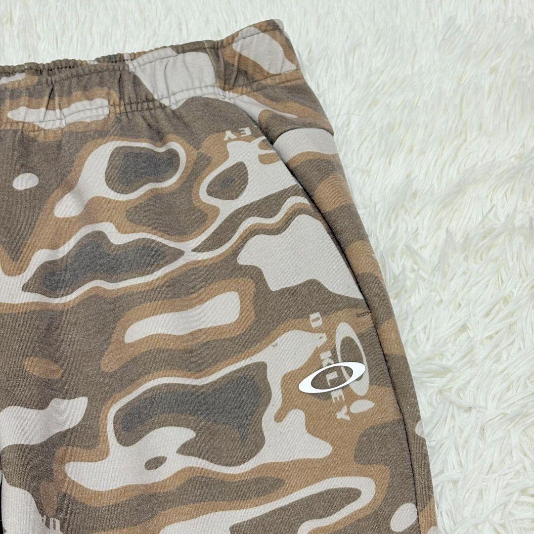 美品✨ オークリー 迷彩柄 スウェットパーカー セットアップ 上下 デカロゴ