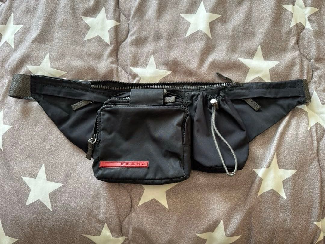 PRADA ボディバッグ