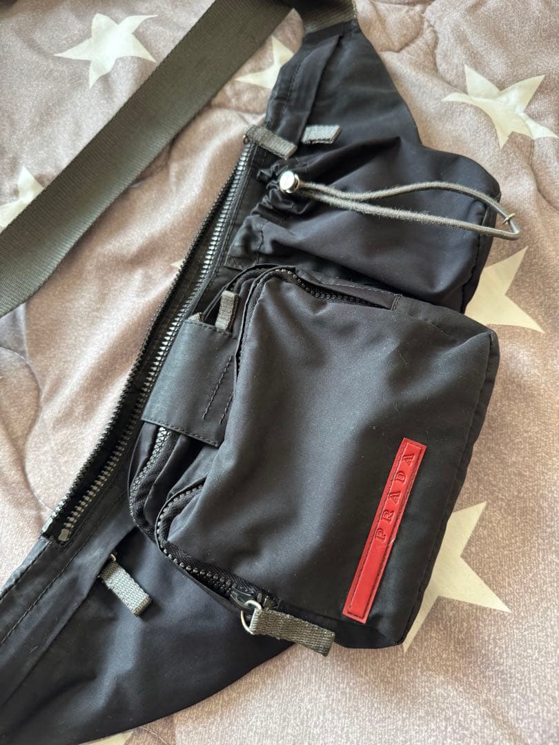 PRADA ボディバッグ