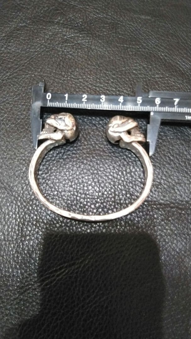 silver　ストップライト　タイプ　ダブルスカル 平打ちシルバーバングル