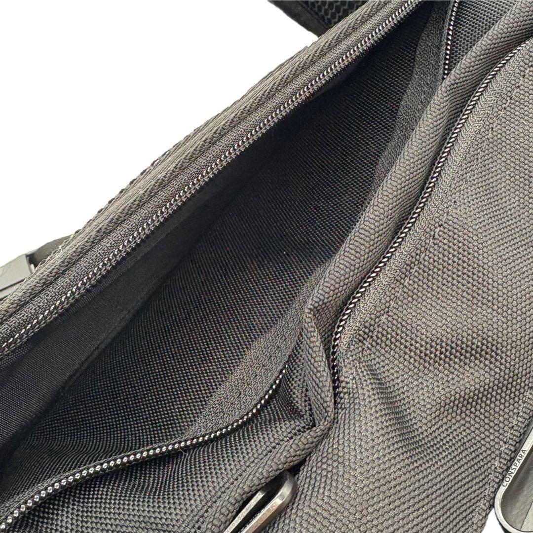 未使用　CONSPARA　最強トラベル　防刃ボディバッグ　TSAロック付き　黒