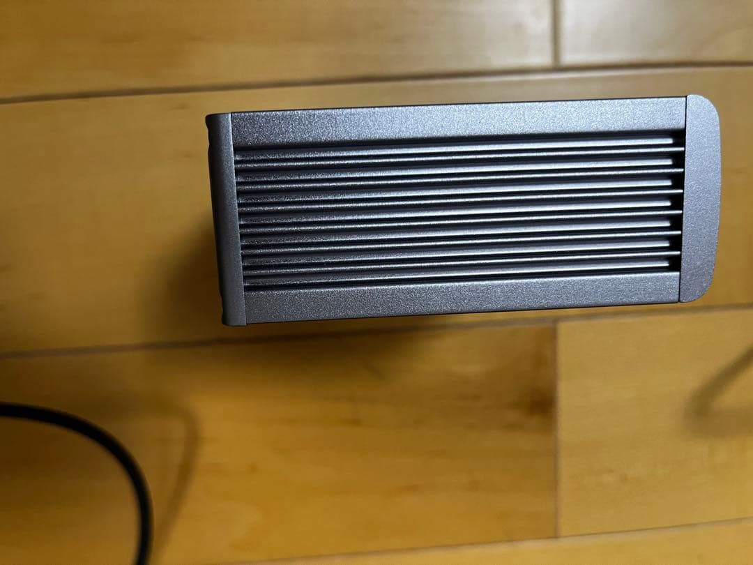 CalDigit TS3 Plus 付属品完備