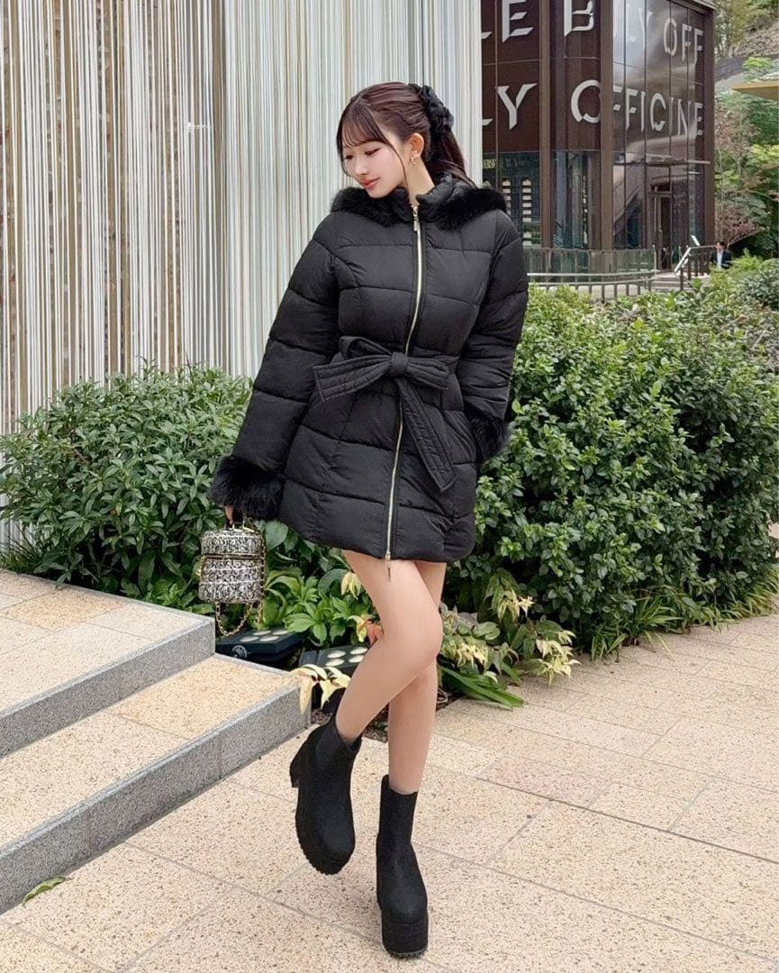 新品タグ付き シェリミー くびれリボンファイバーダウン Cherimi Rady