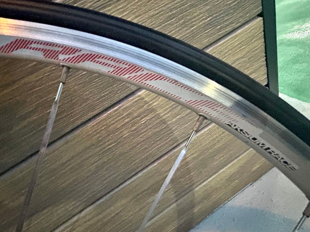 【Mavicマビック】AKSIUM RACE前輪＋日本製タイヤ重量1.14kg