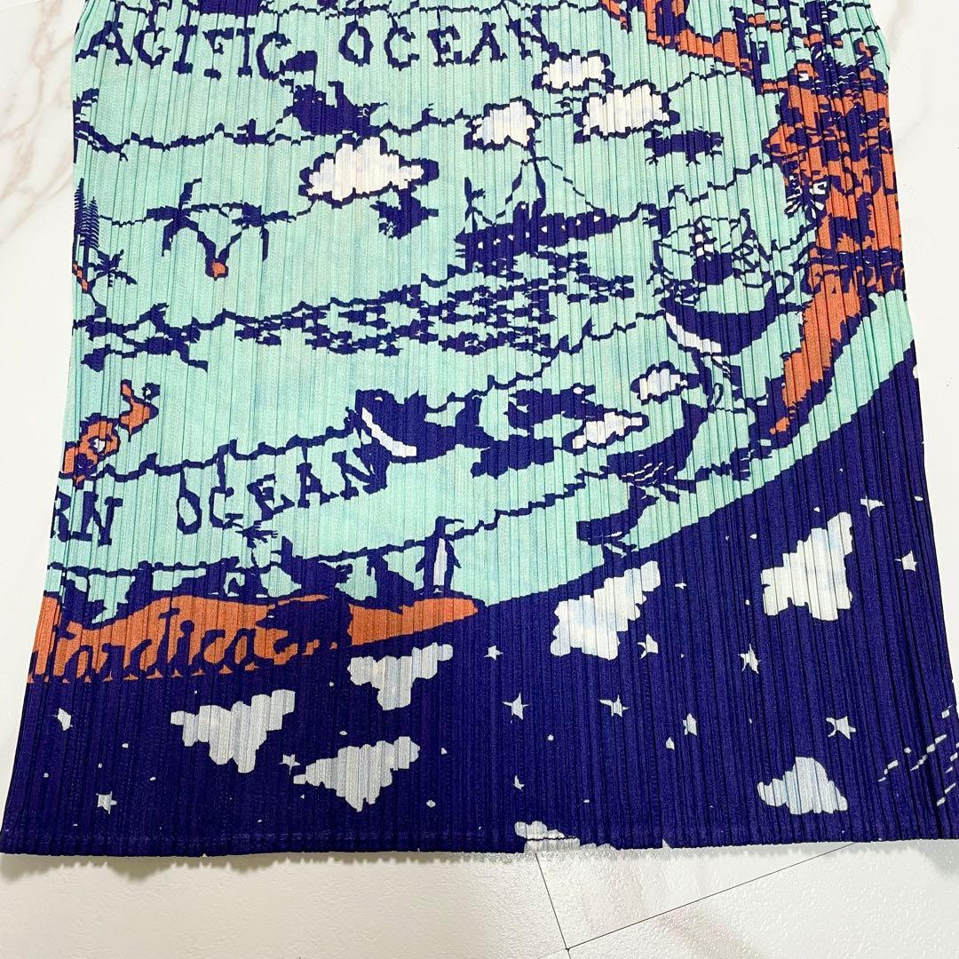 希少✨未使用級 プリーツプリーズイッセイミヤケ 地図柄総柄トップス プリーツ 3