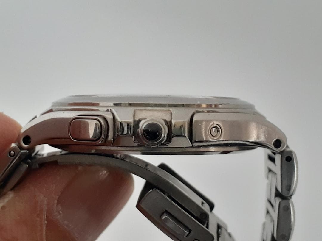 【高級・チタンモデル】CITIZEN エクシード エコ・ドライブ電波時計 稼働品