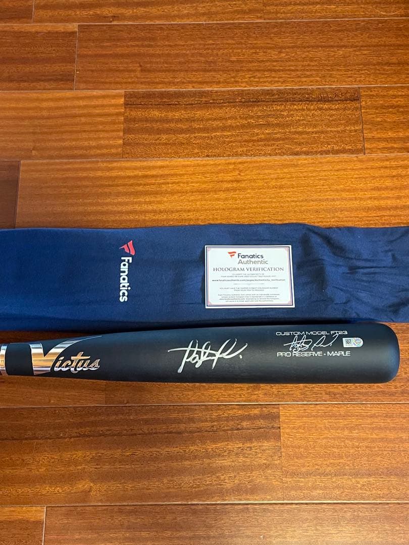 フェルナンド　タティスjr 直筆サイン入りゲームモデルバット　Fanatics