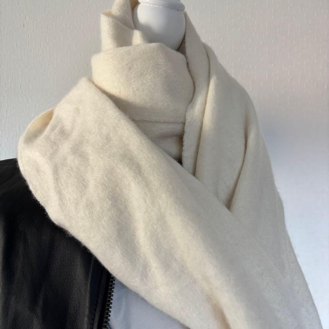 BARNEY'S NEW YORKカシミヤスカーフ Lサイズ アイボリー　現行品