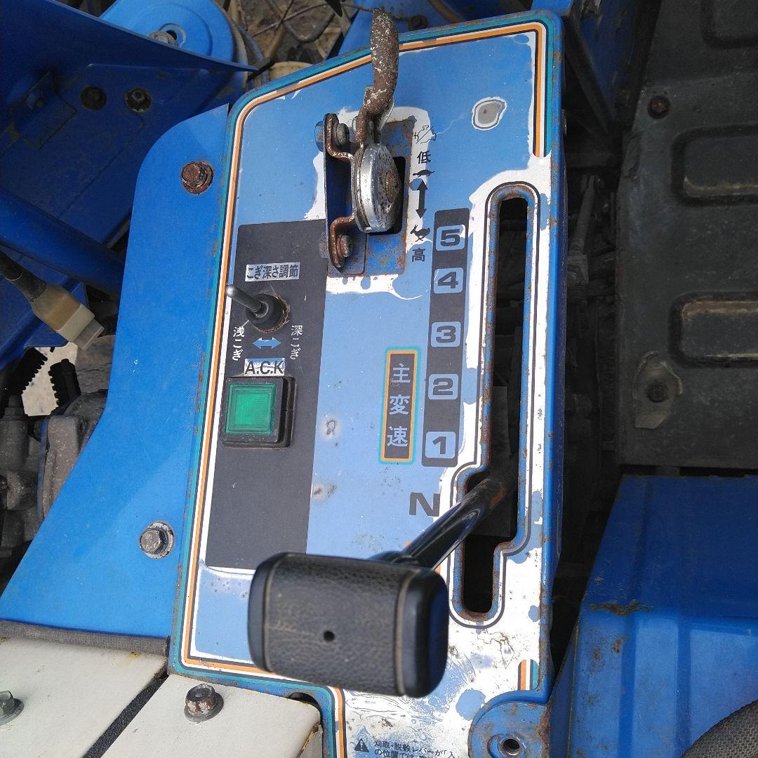 イセキ　コンバイン　HL85