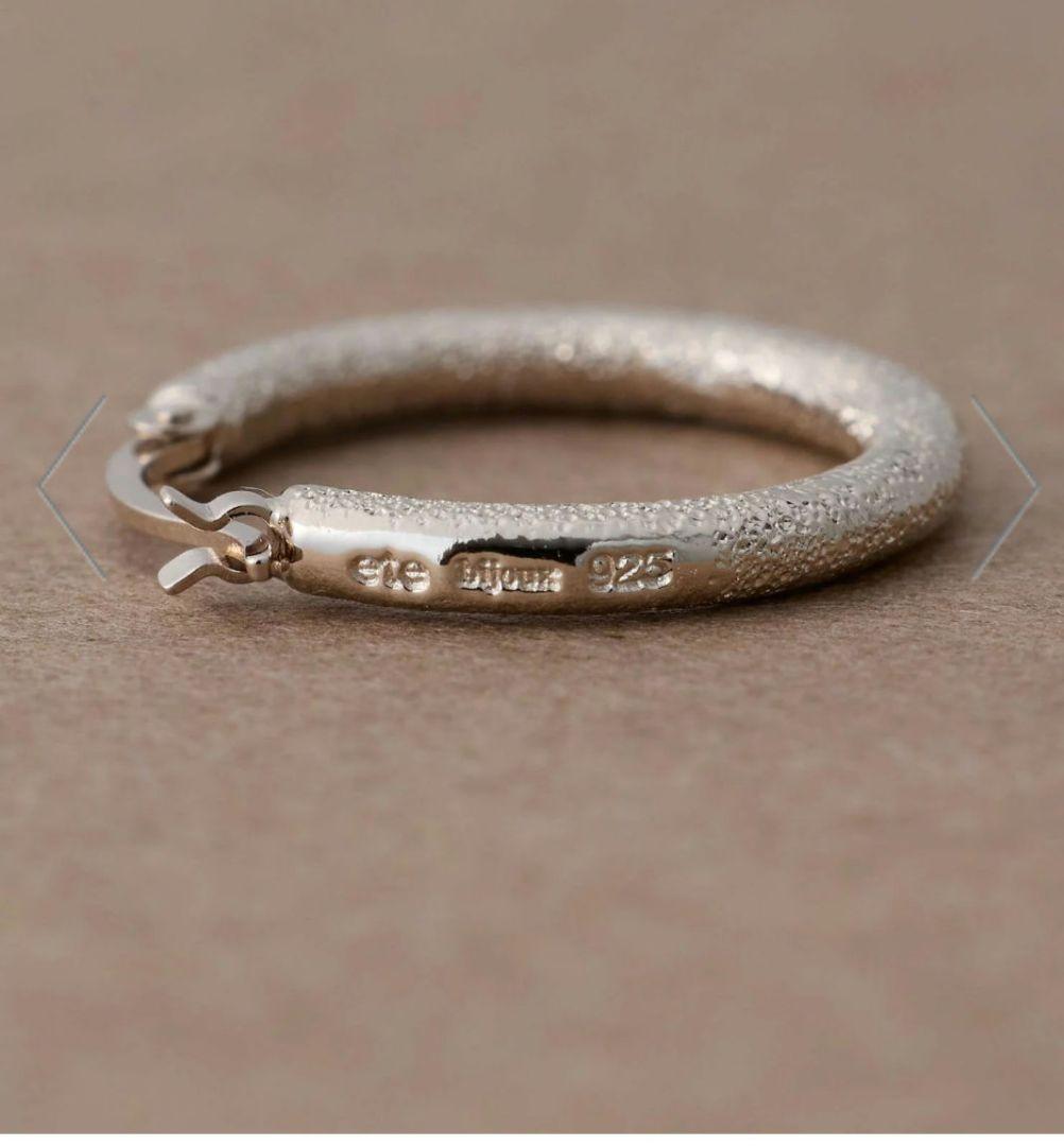 ete ミスト フープピアス ミディアム