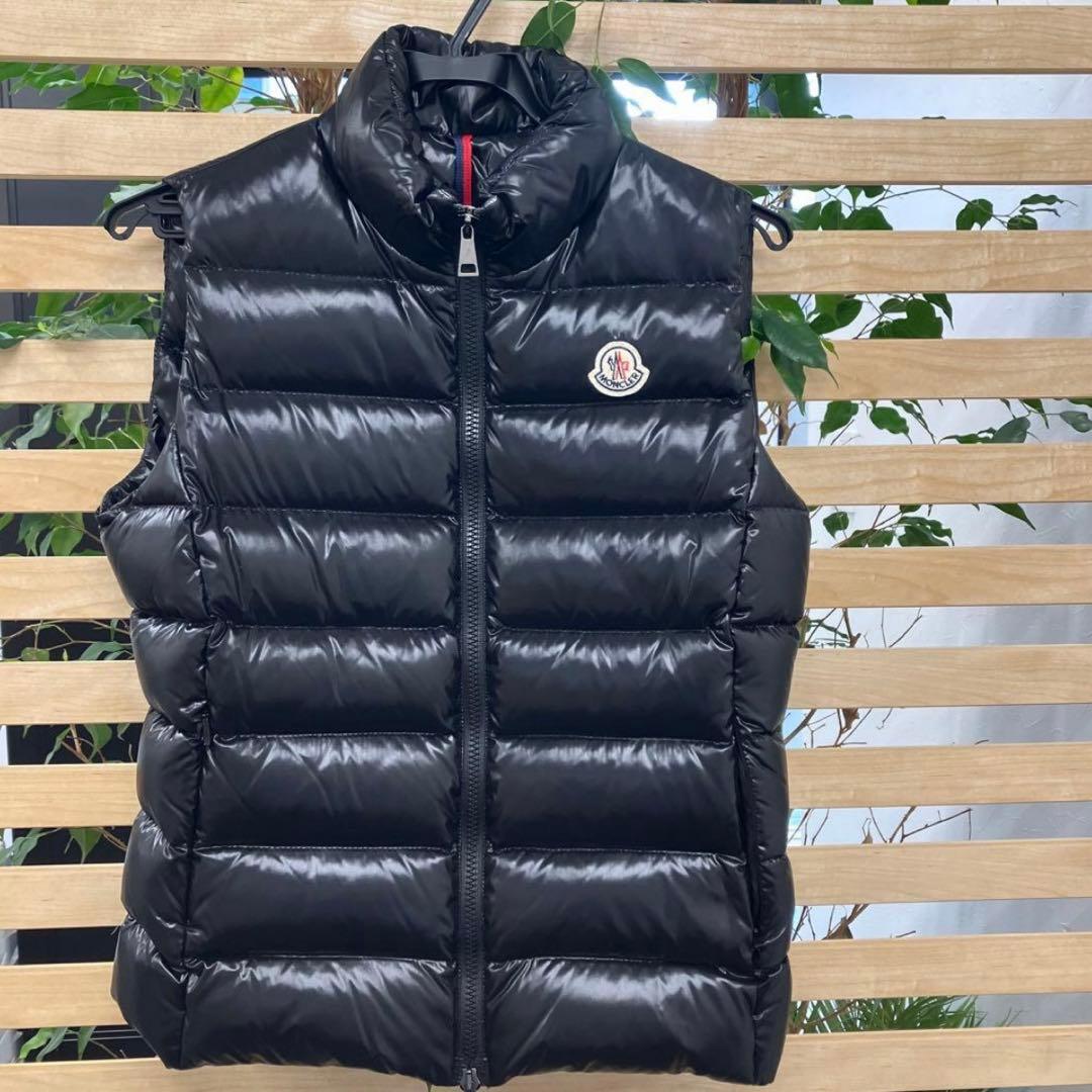 【サイズ1】モンクレール　ダウンベスト