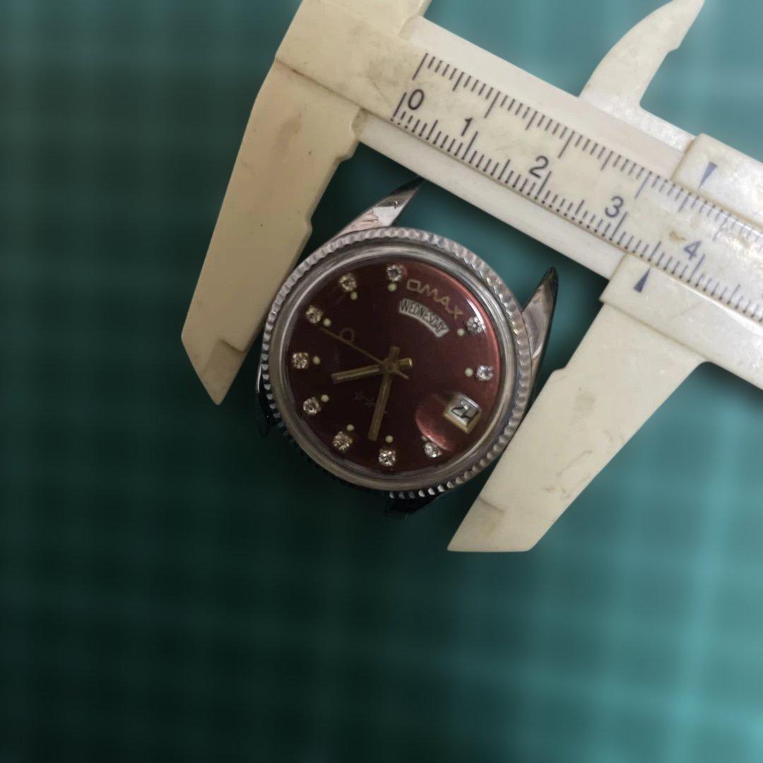 d*g様 OMAX 自動巻き 腕時計 赤