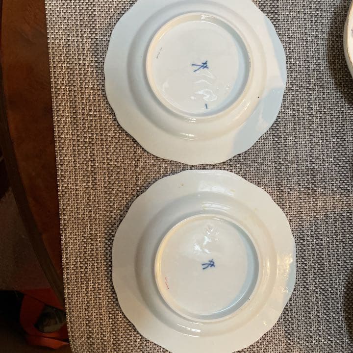 美品　ヴィンテージマイセン　手描き職人サイン入り　レア