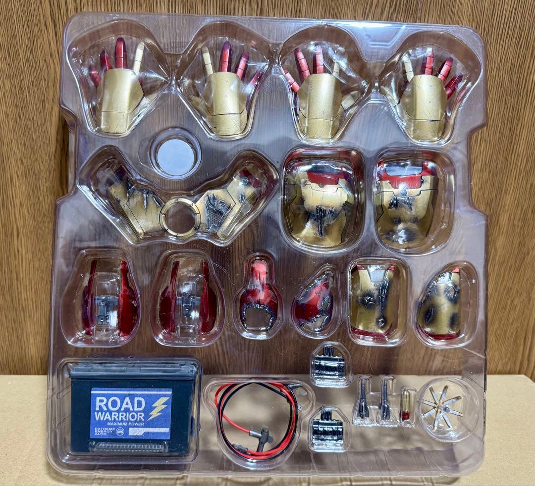 ホットトイズ　クオータースケール　アイアンマン　マーク42 ボーナスアクセサリー