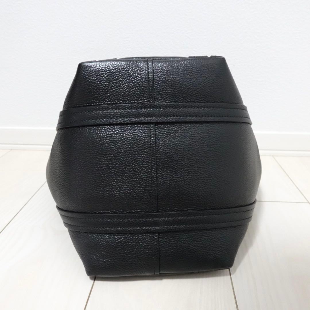 バレンシアガ　エブリデイ　スモール　ノースサウス　ハンドバッグ　トートバッグ