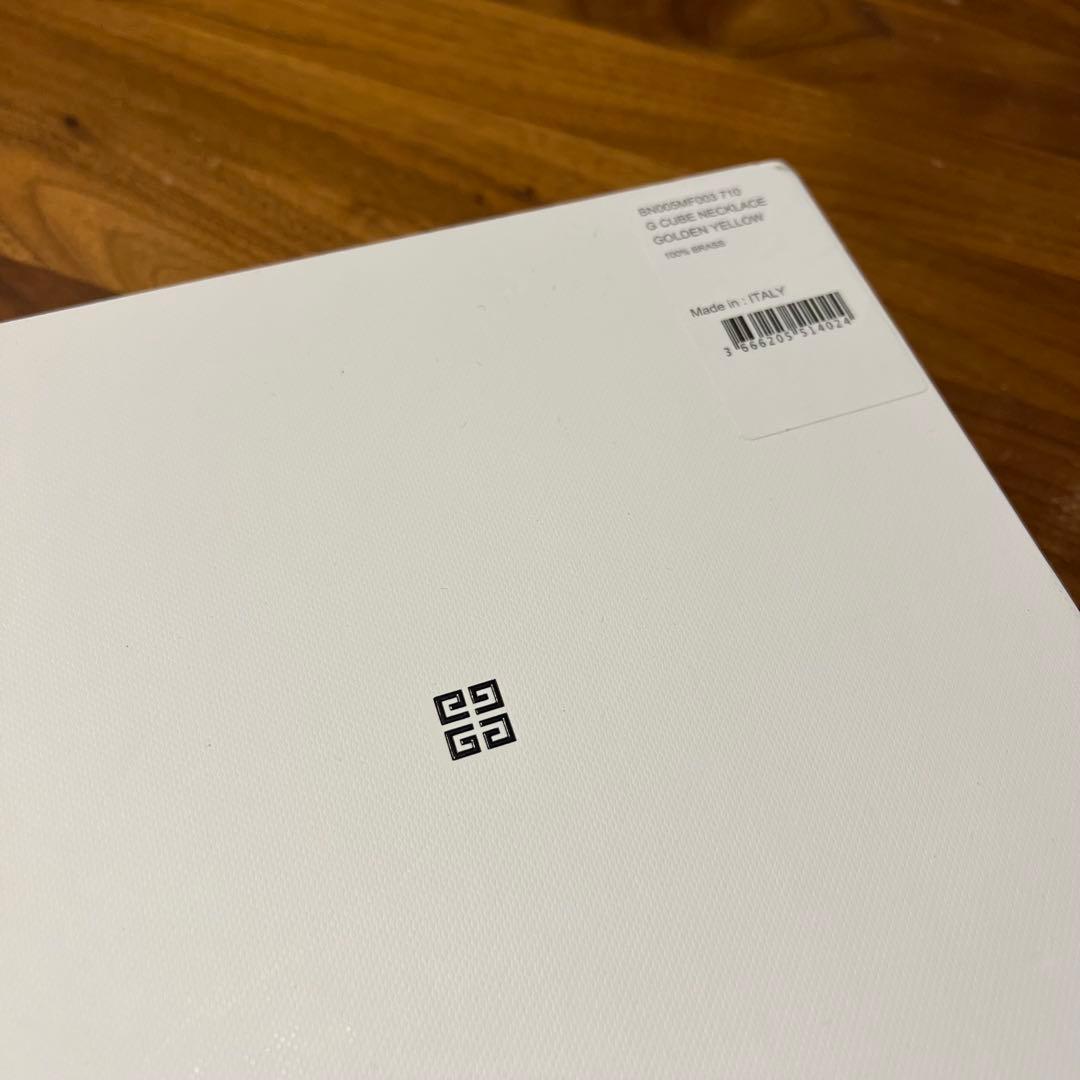 新品 20万 GIVENCHY 4Gロゴ キューブ　チェーンネックレス メンズ