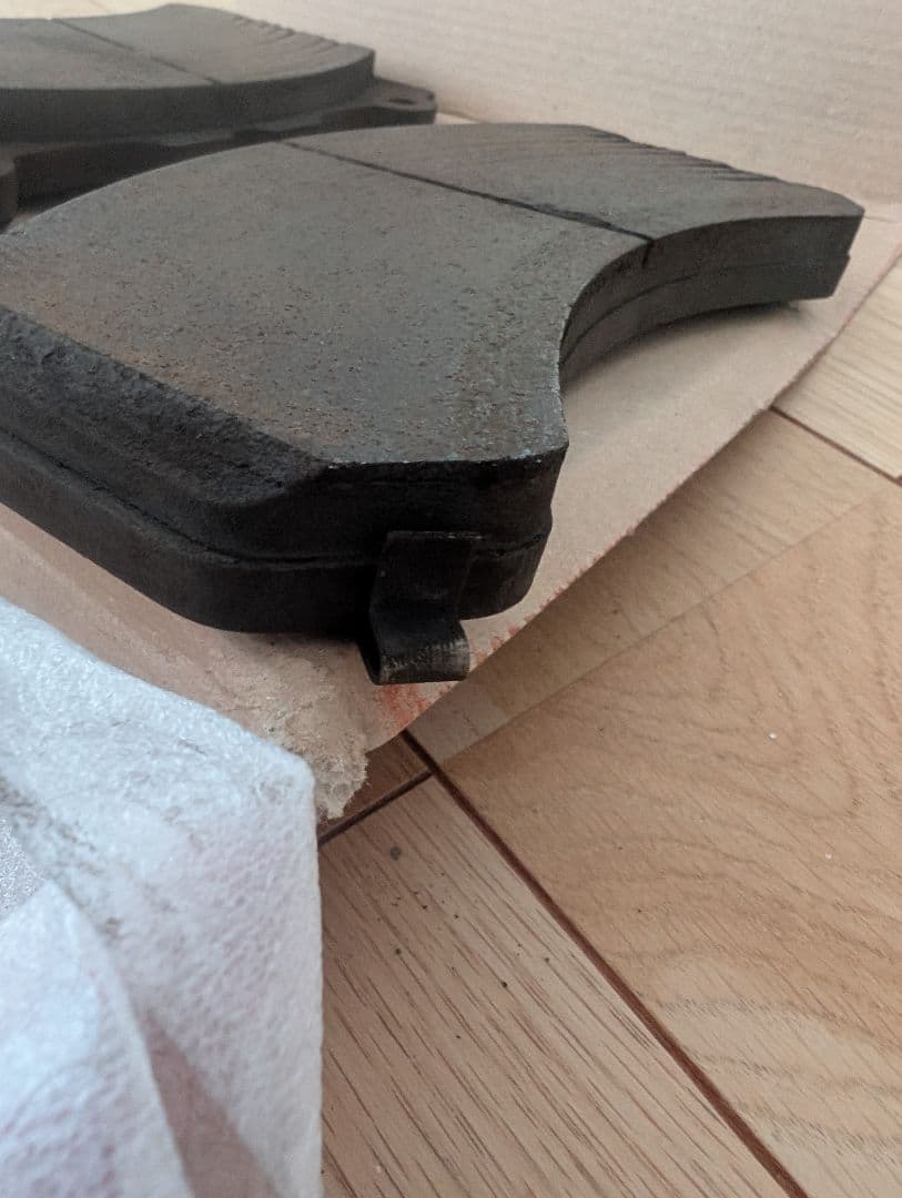 日産　R35GT-R フロントブレーキディスク左右 おまけブレーキパッド付き