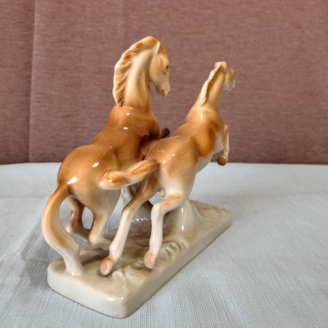 チェコスロバキア/ロイヤル・ ダックス製陶器2頭の馬 置物
